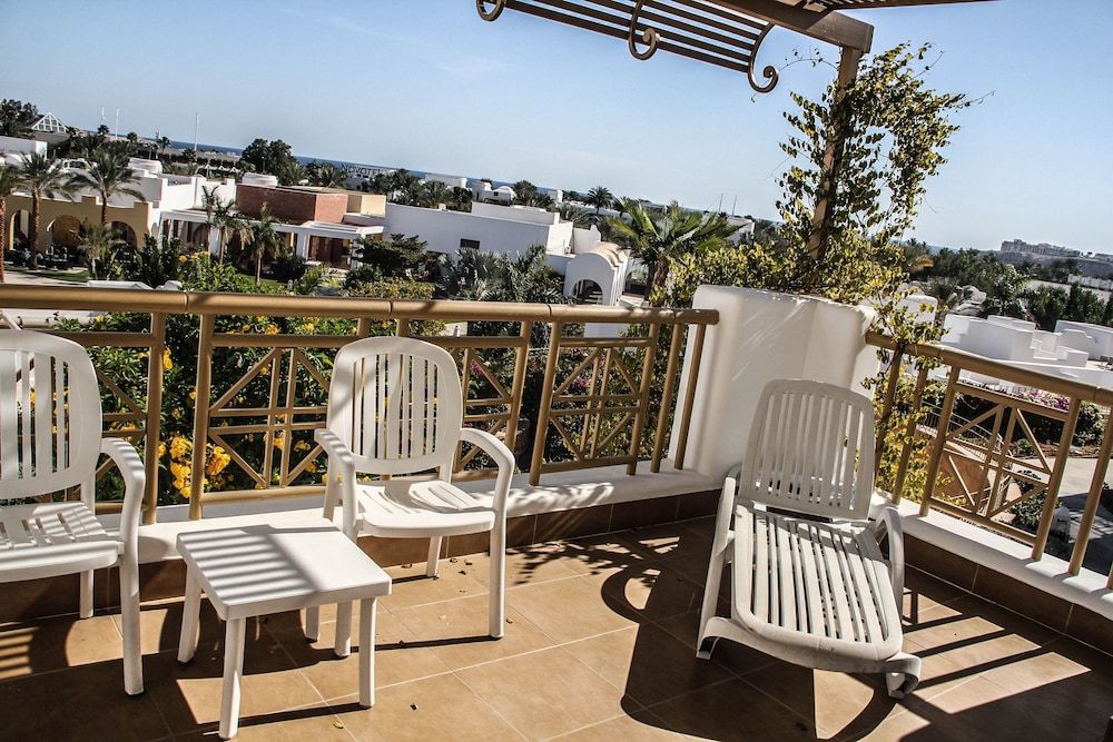 Novotel Sharm El-Sheikh Standard Room, 2 Twin Beds (Palm Wing) 4