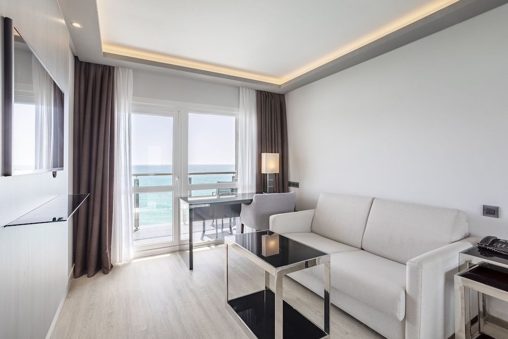 undefined Melia Alicante 10