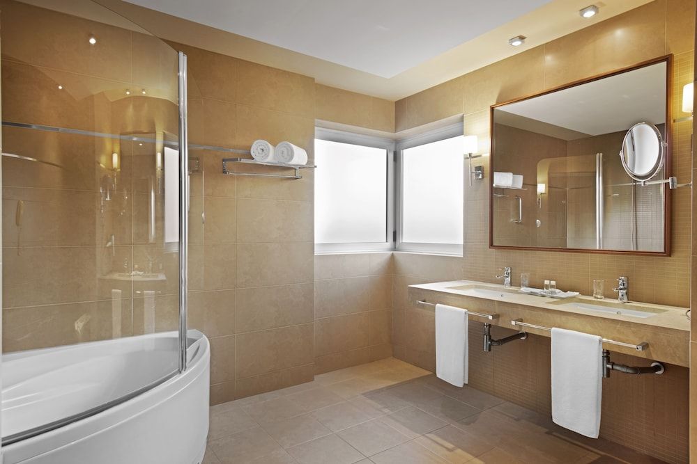 Elba Almería Business & Convention Hotel Suite 5