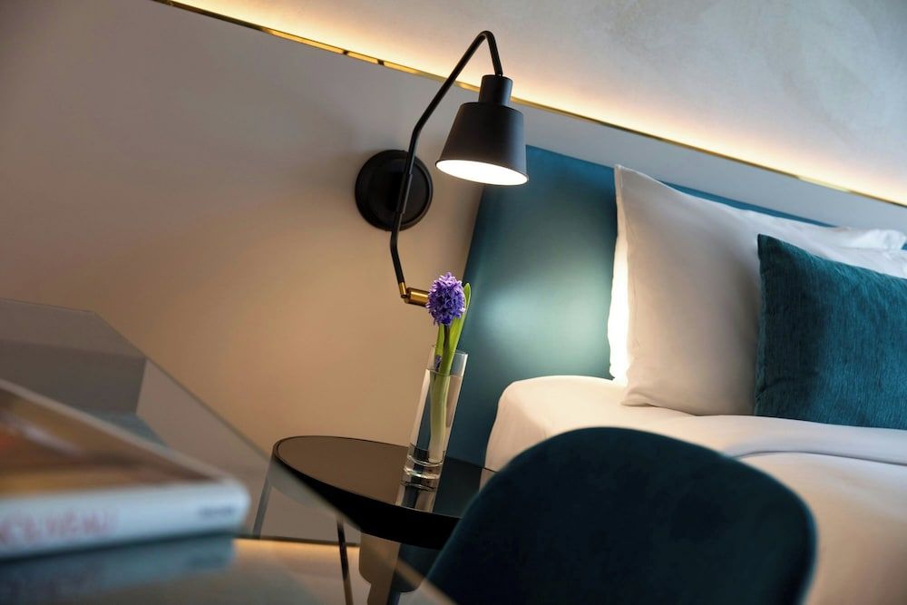 Renaissance Barcelona Hotel Superior Room, 1 King Bed (Urban) 5