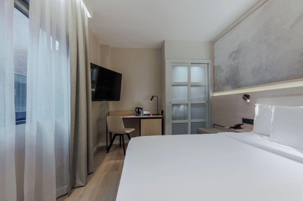 Hotel Vilamari Comfort Room (Interior) 4