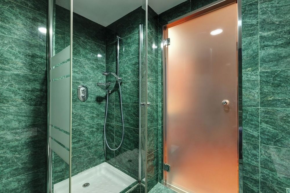 undefined Acevi Villarroel 10