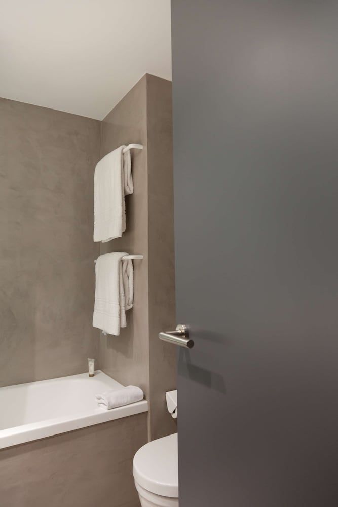 Alexandra Barcelona Hotel, Curio Collection by Hilton Superior Room, 1 King Bed 6