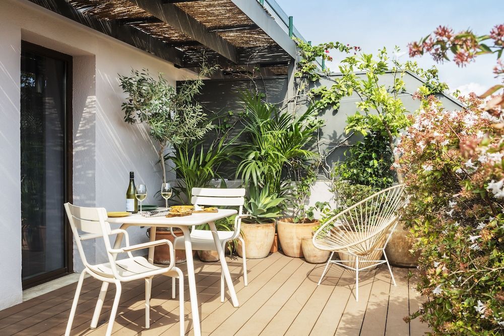 undefined Alexandra Barcelona Hotel, Curio Collection by Hilton 2