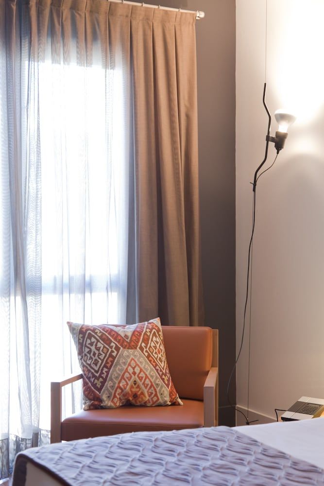 Alexandra Barcelona Hotel, Curio Collection by Hilton Superior Room, 1 King Bed 7