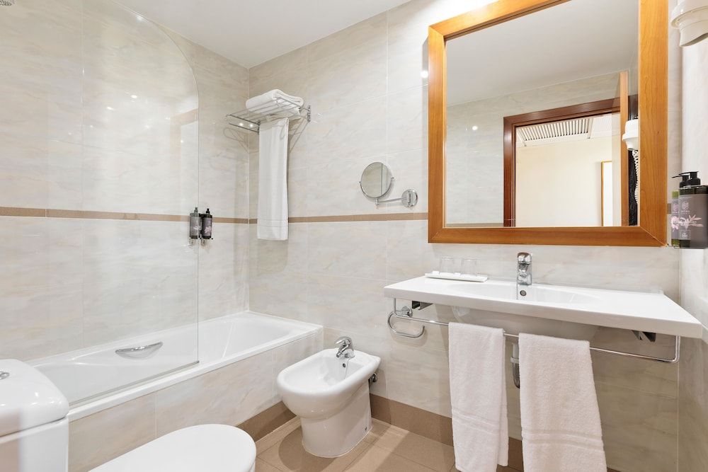 undefined Hotel Best Aranea 7