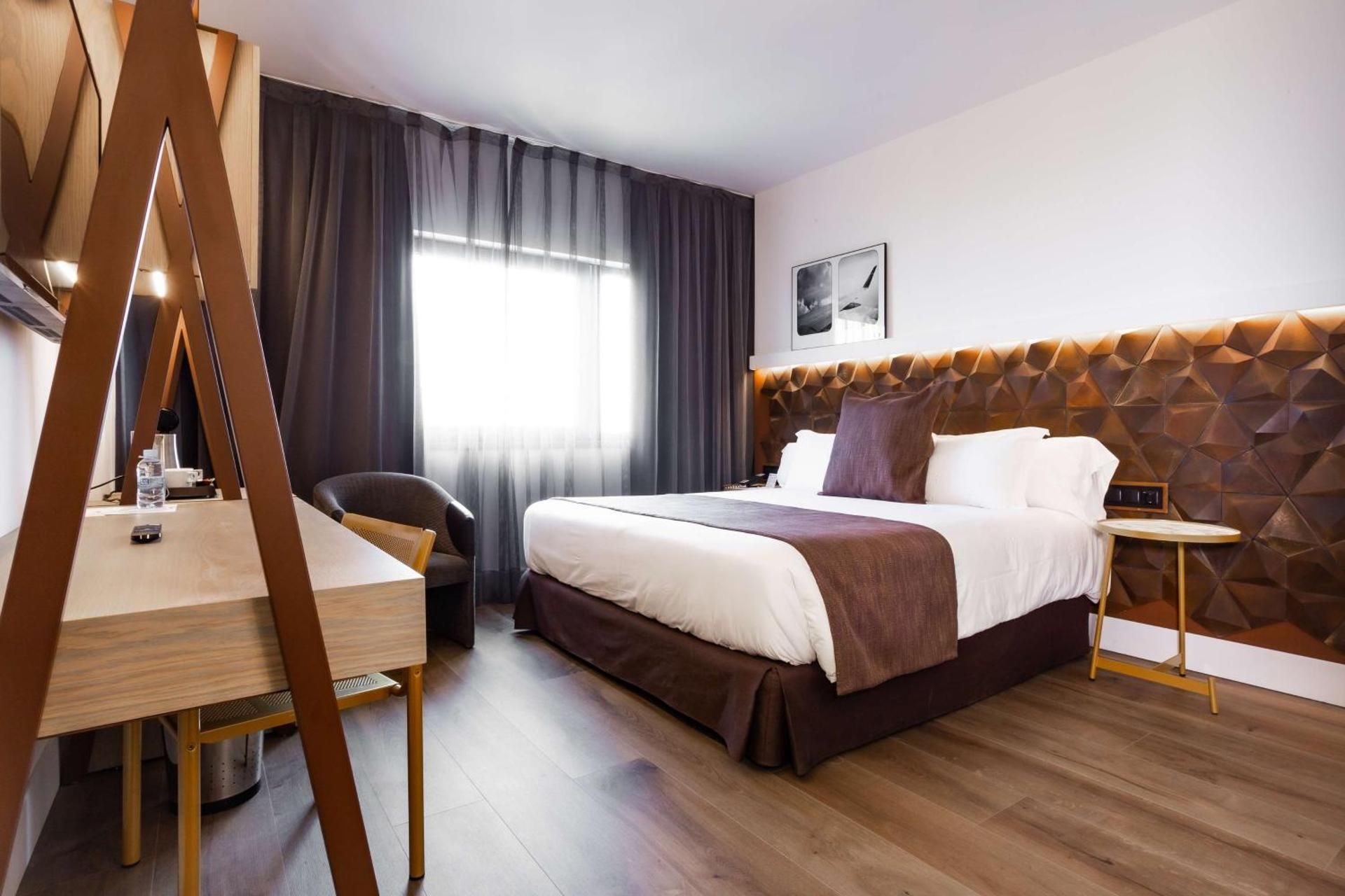 Standard King Room with Bunk Bed
