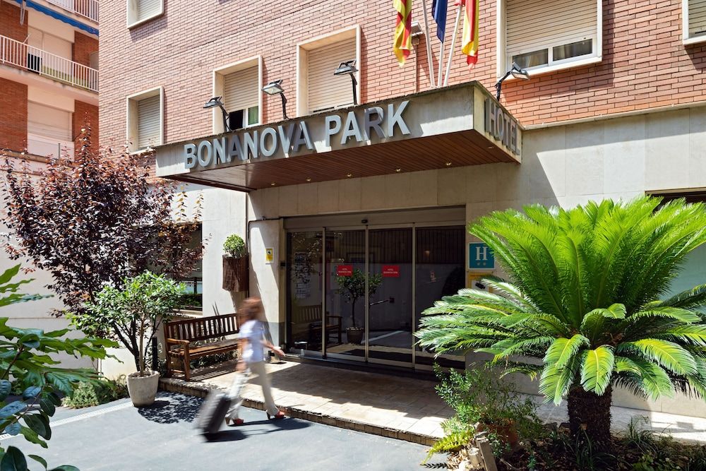 undefined Hotel Bonanova Park 6