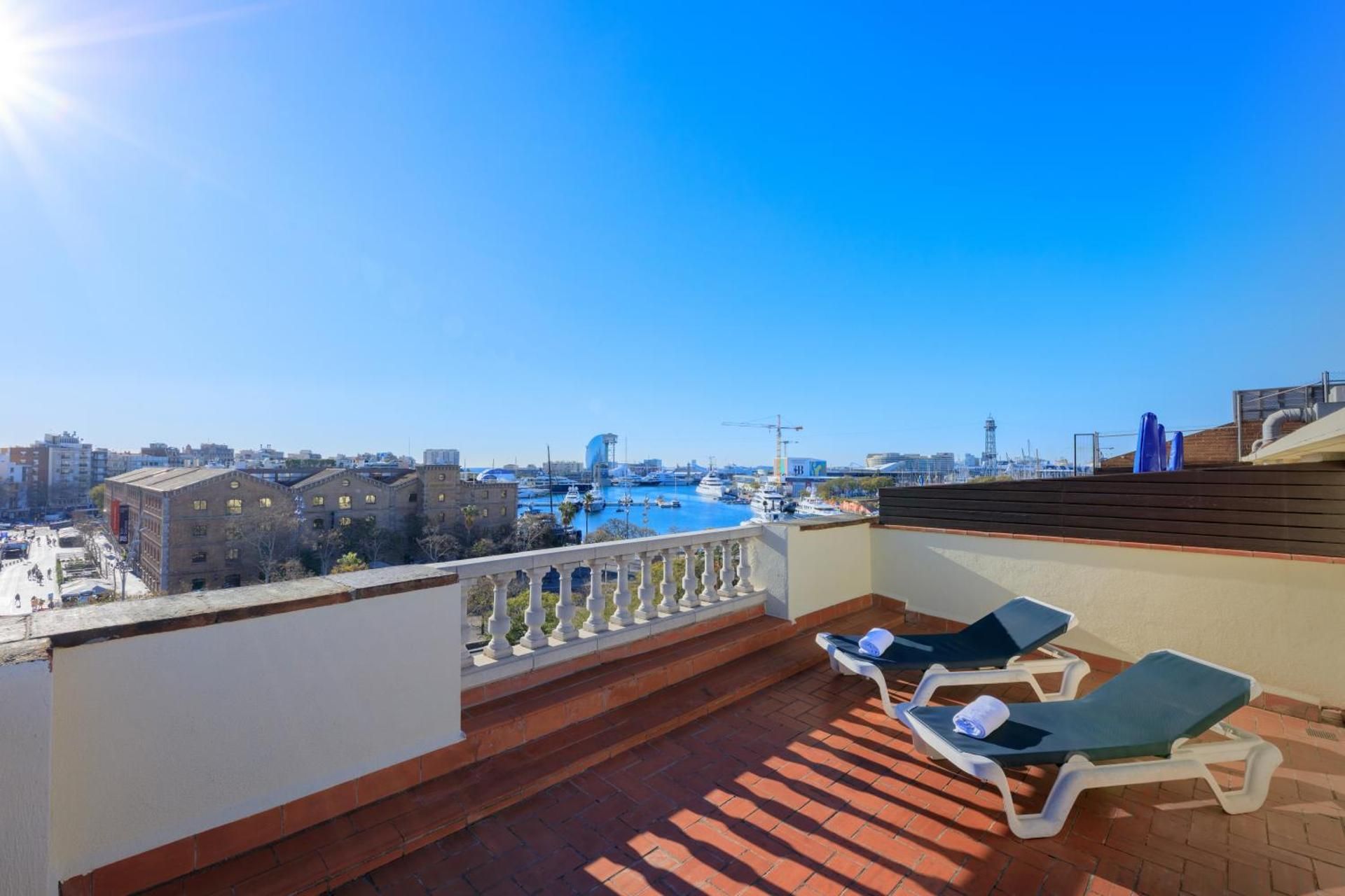 undefined Hotel Del Mar 8