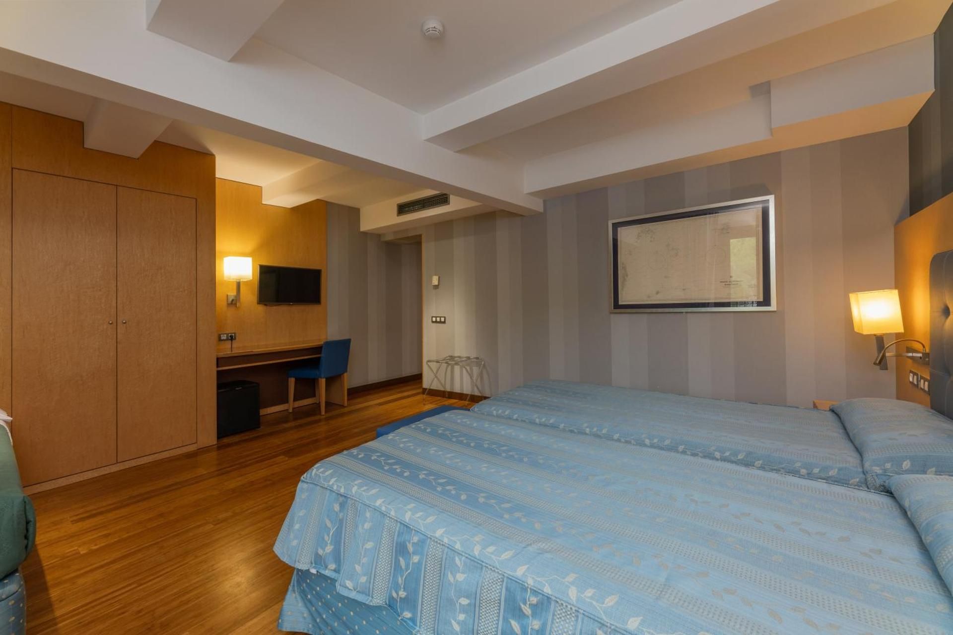 Double Room with Extra Bed and Balcony