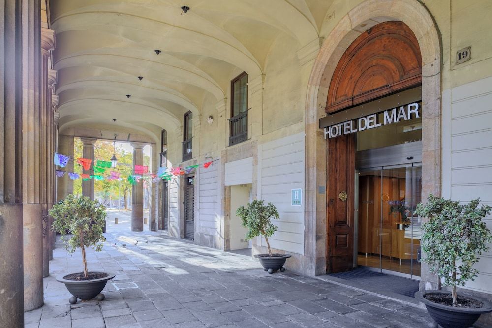 undefined Hotel Del Mar 3
