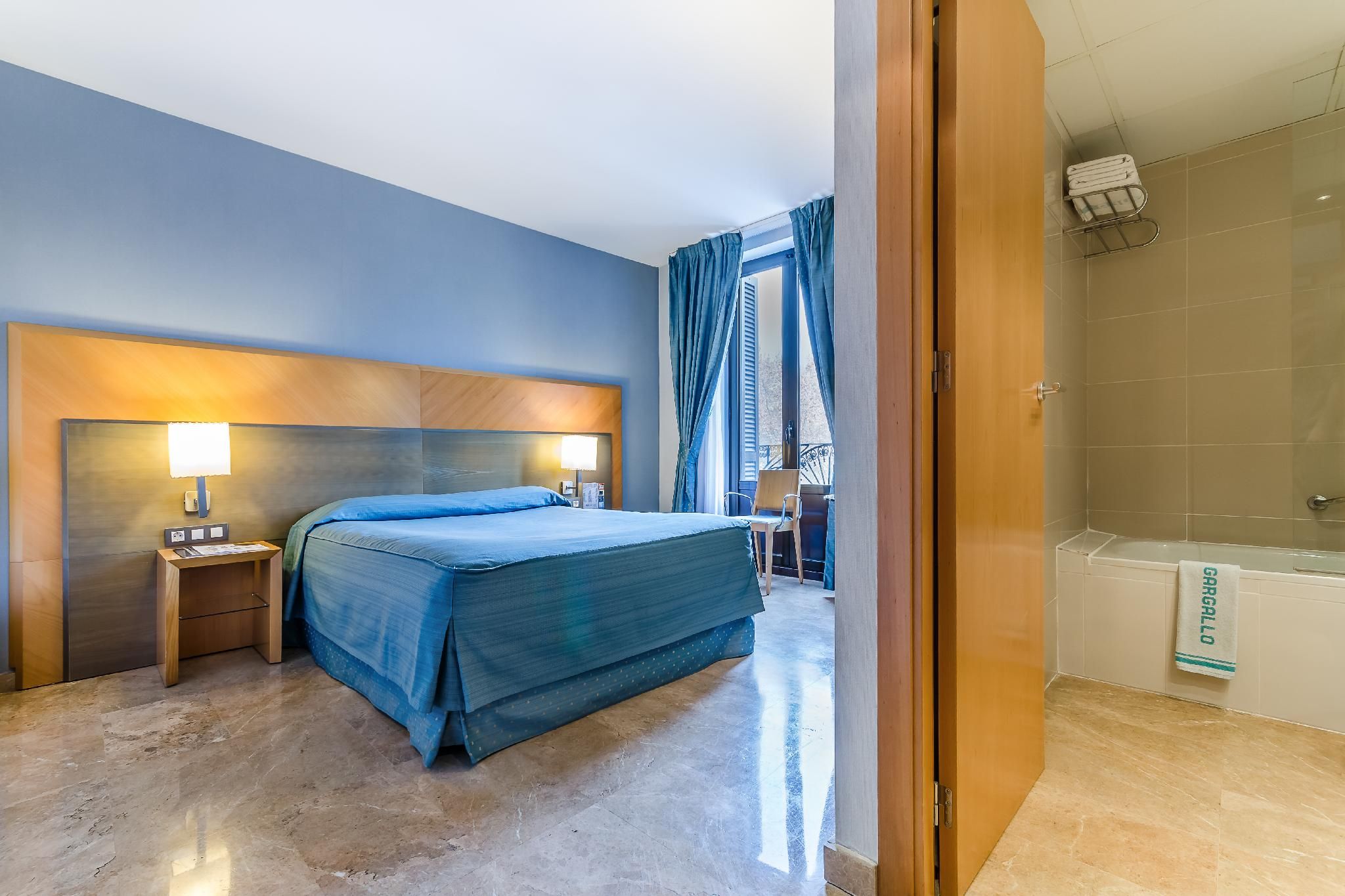 Double Room with Balcony