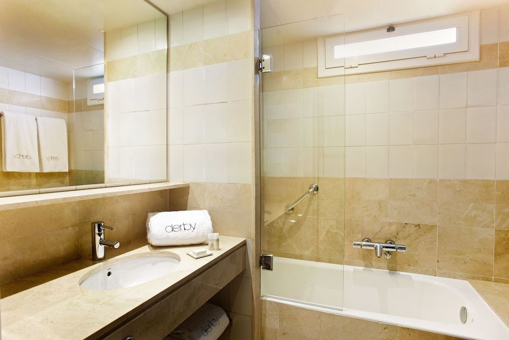 undefined Hotel Derby Barcelona 5