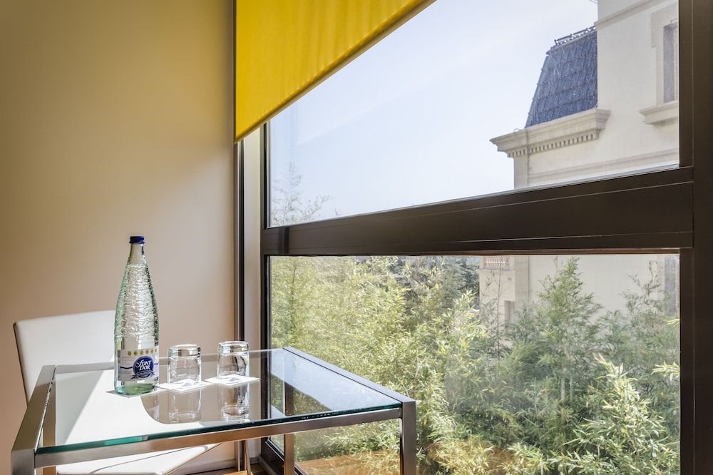 Ikonik Angli Room, 1 Double or 2 Twin Beds 9