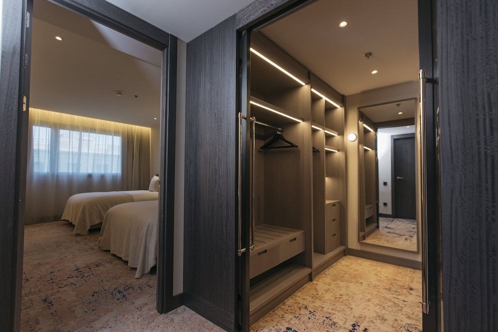 undefined InterContinental Barcelona by IHG 10