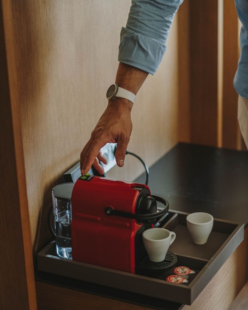 Gallery Hotel Superior Double Room 8