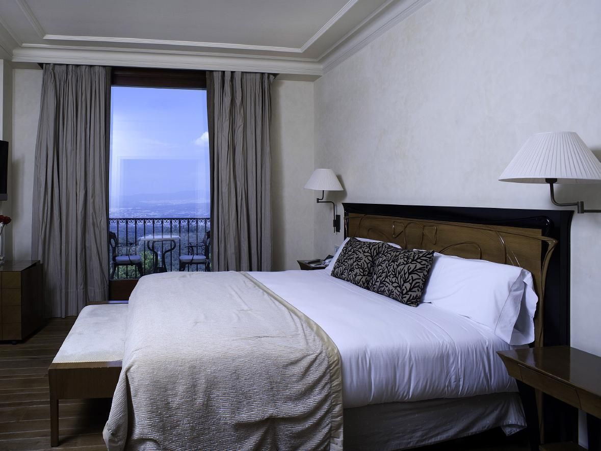Junior Suite City and Sea View
