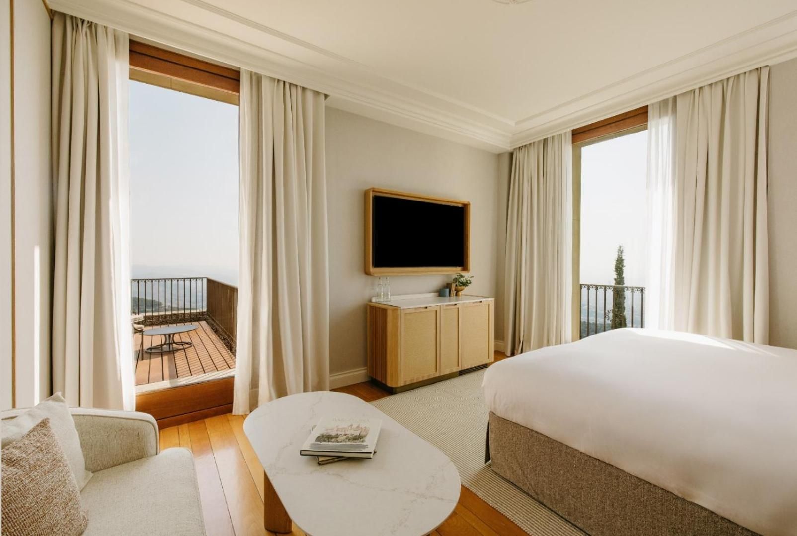 Double or Twin Room with Terrace