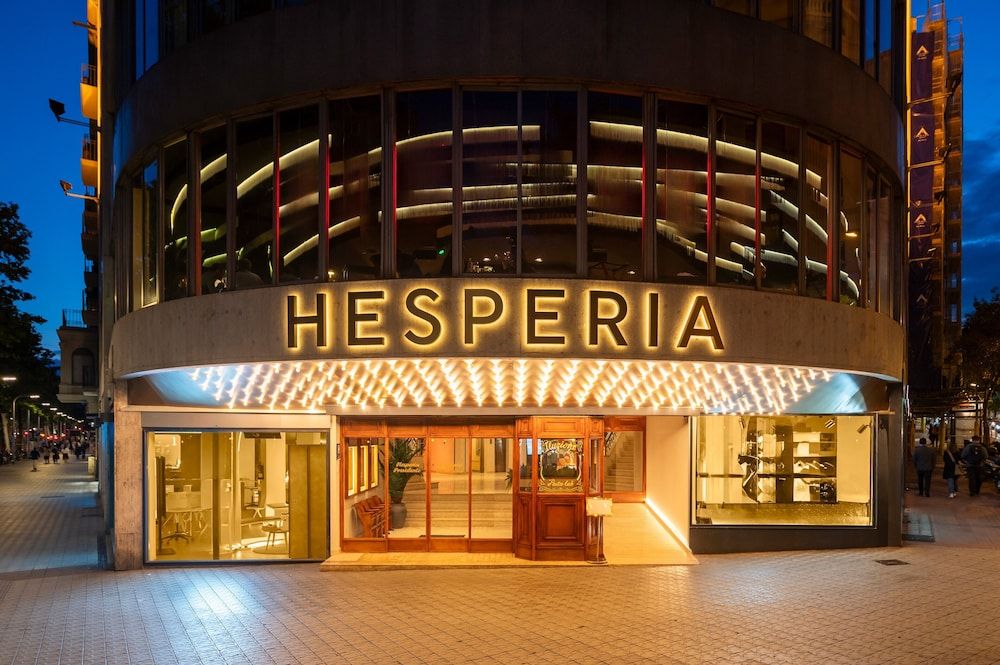 undefined Hesperia Presidente 8