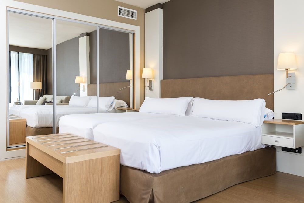 Guitart Grand Passage Comfort Room 2