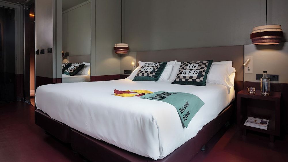 undefined chic&basic Reding 4