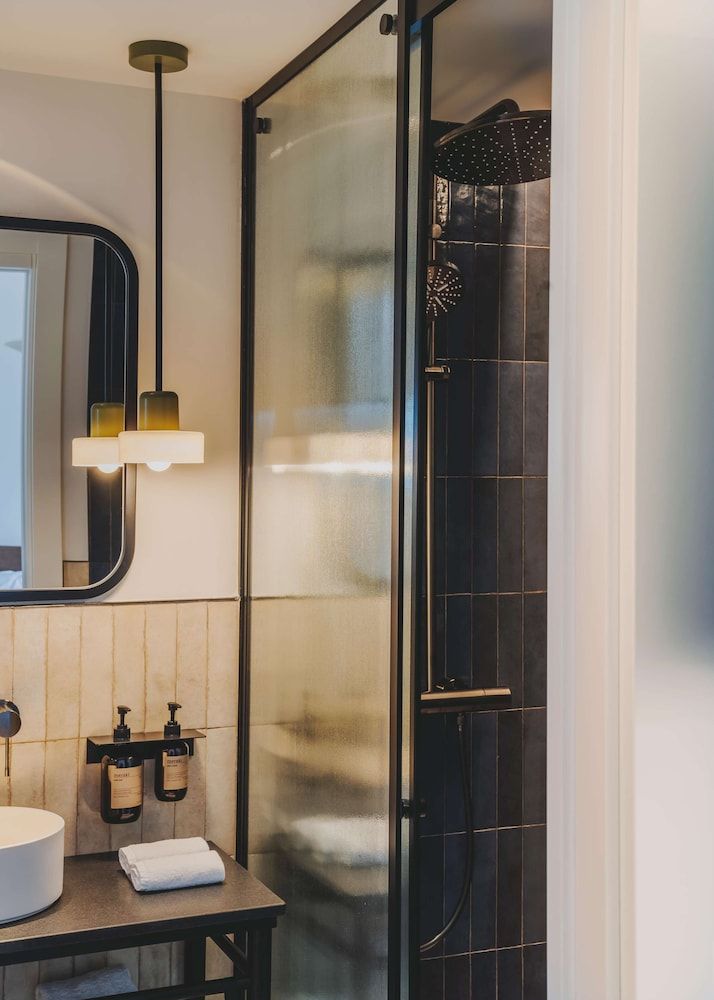 undefined Hotel Regina Barcelona 7