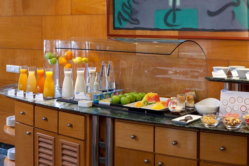 undefined NH Barcelona Entenza 4