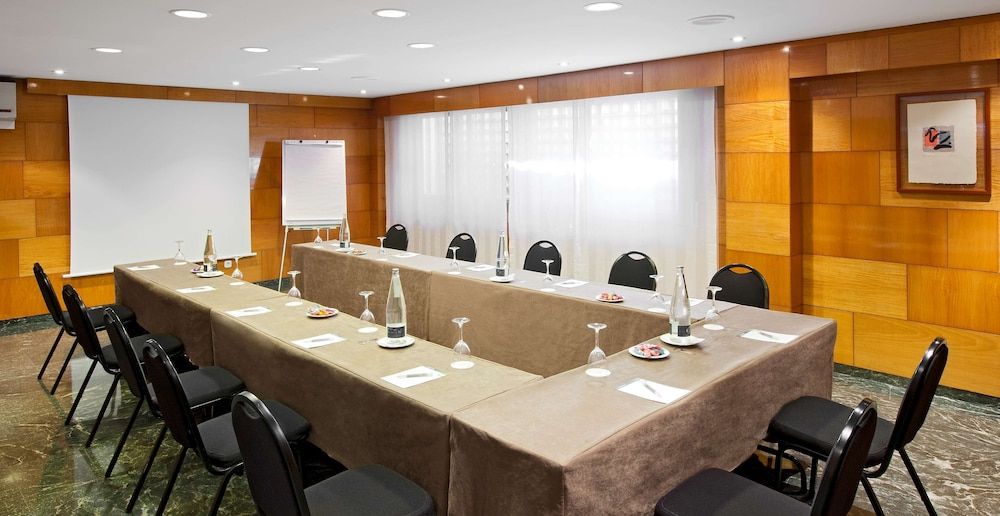 undefined NH Barcelona Entenza 8