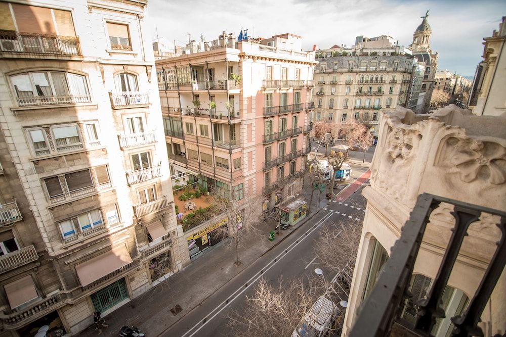 Petit Palace Museum Basic Double Room 5