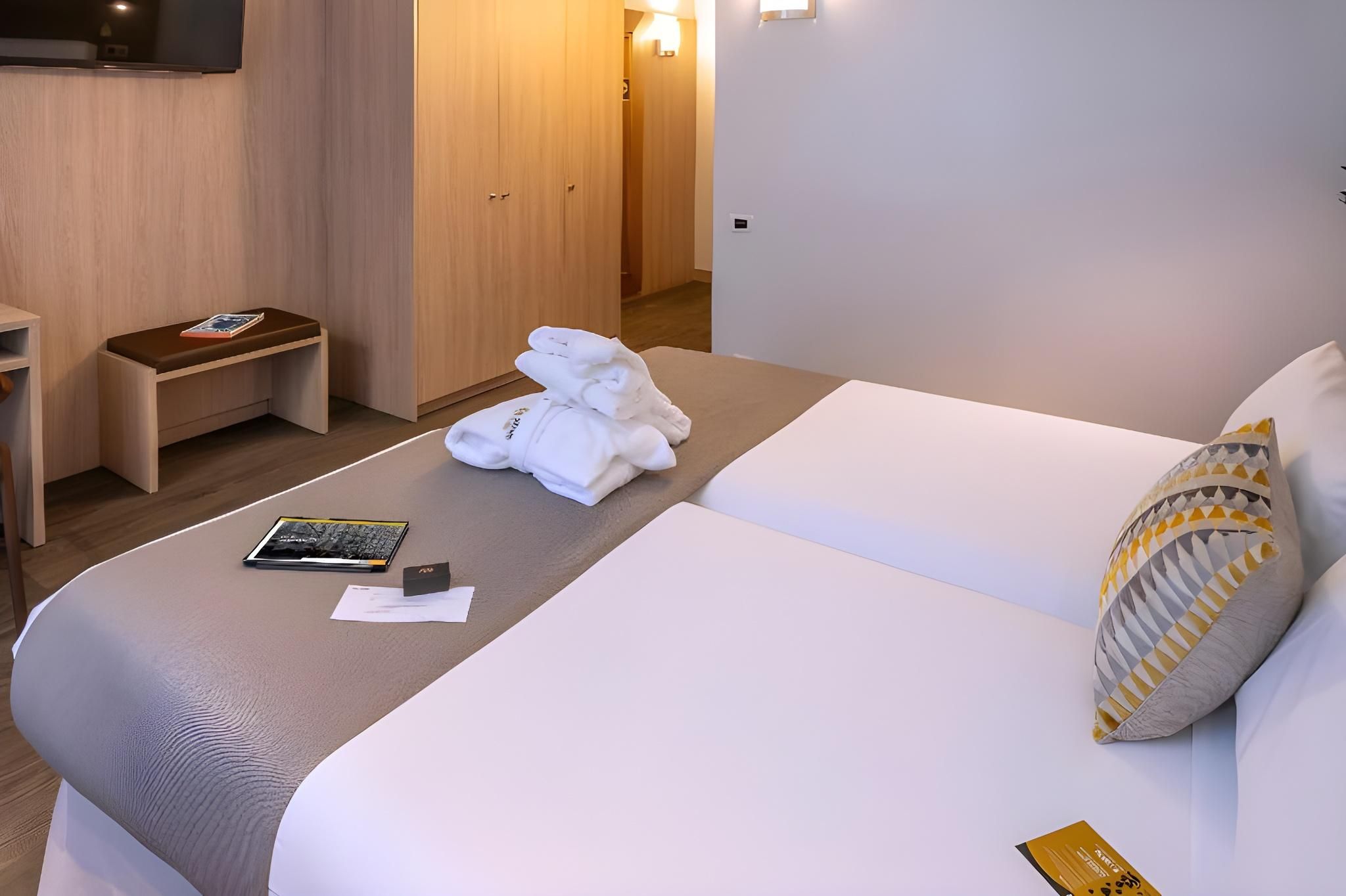 Hotel SERHS Rivoli Rambla Deluxe Double or Twin Room 21