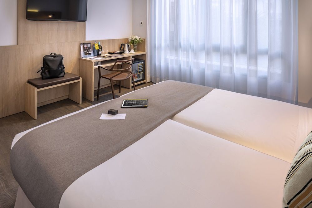 Hotel SERHS Rivoli Rambla Deluxe Double or Twin Room 5