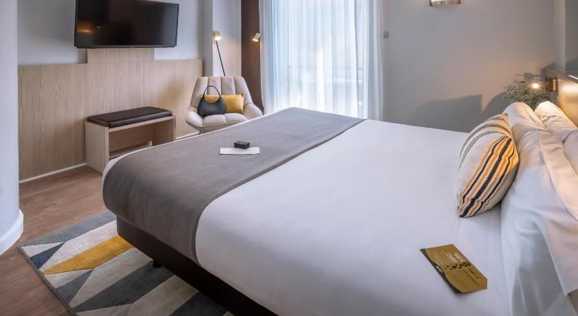 Hotel SERHS Rivoli Rambla Deluxe Double or Twin Room 17