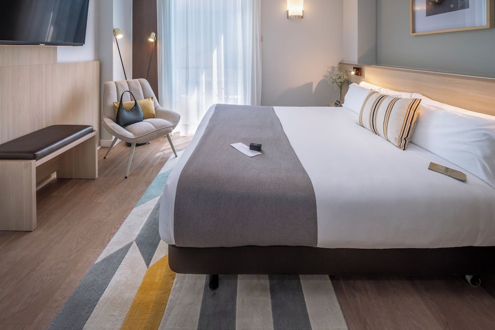 undefined Hotel SERHS Rivoli Rambla 5
