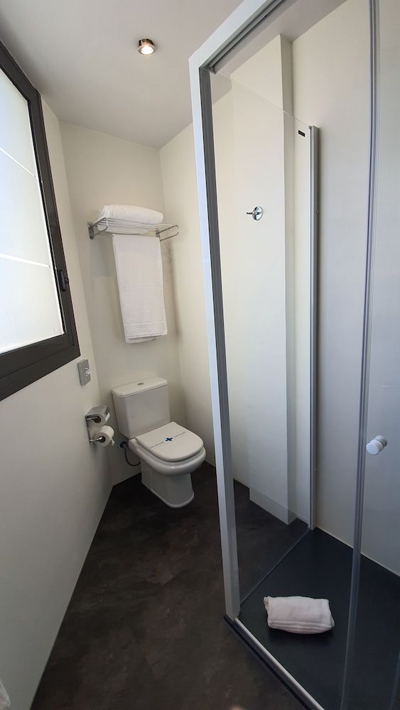 Hotel Concordia Basic Double Room, 1 Double Bed 3