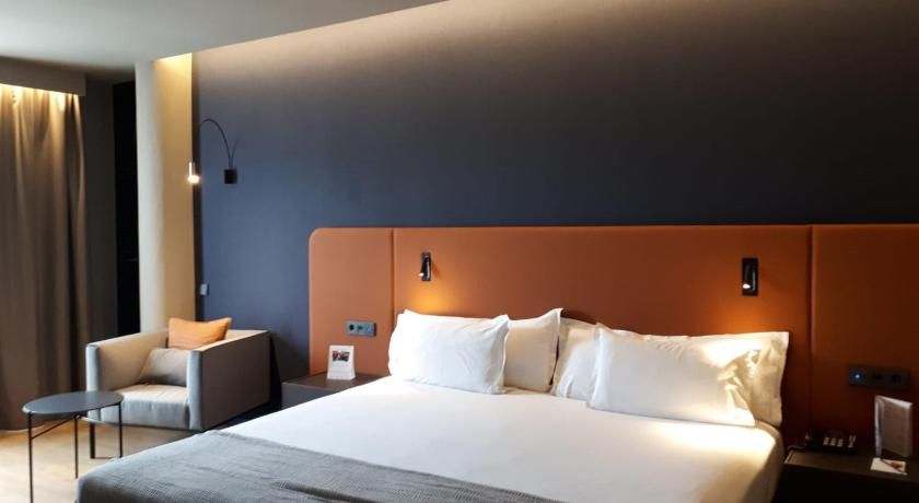undefined Hotel Silken Ramblas 10