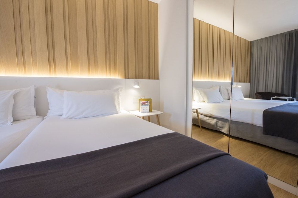 undefined Hotel Silken Ramblas 3