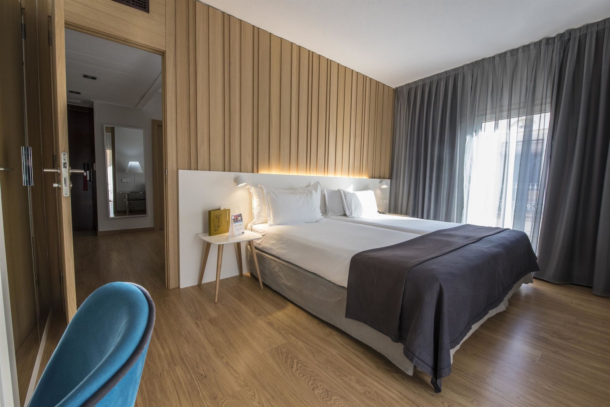 undefined Hotel Silken Ramblas 4
