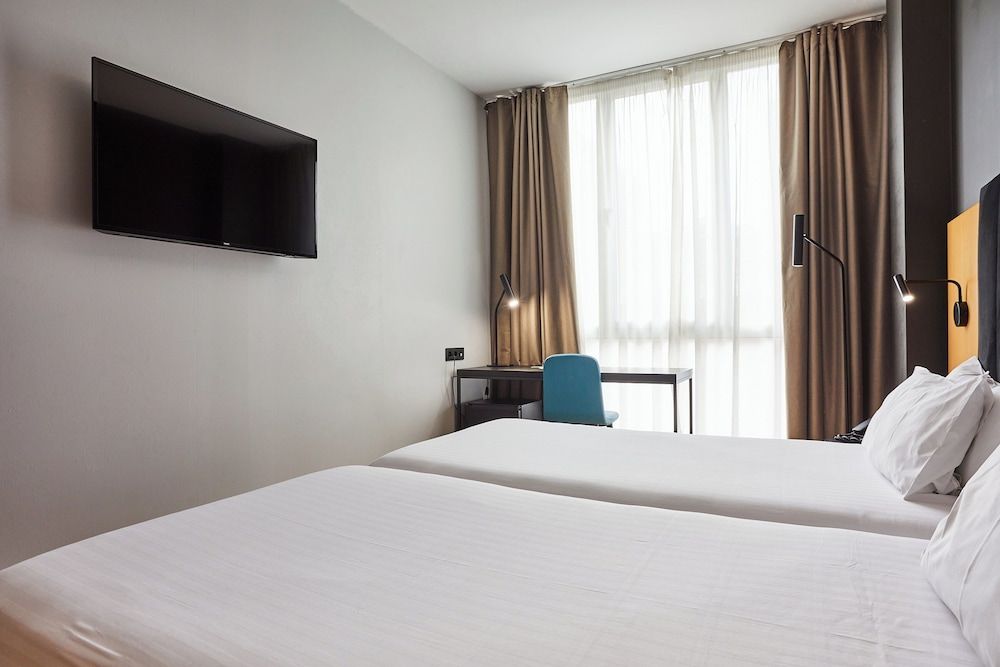 Hotel Silken Sant Gervasi Standard Twin Room 3