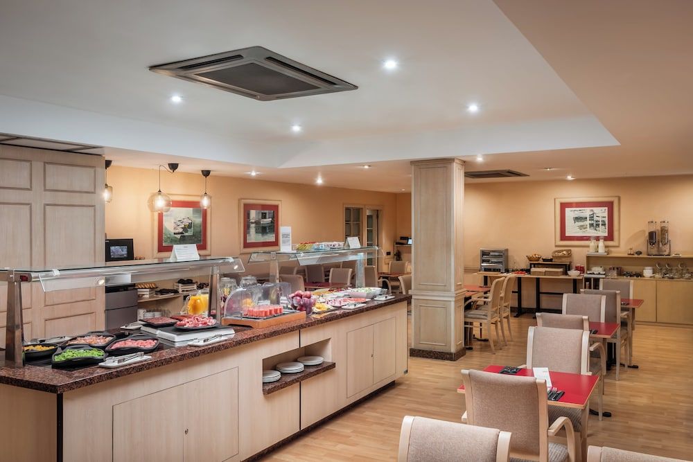 undefined Sunotel Junior 8