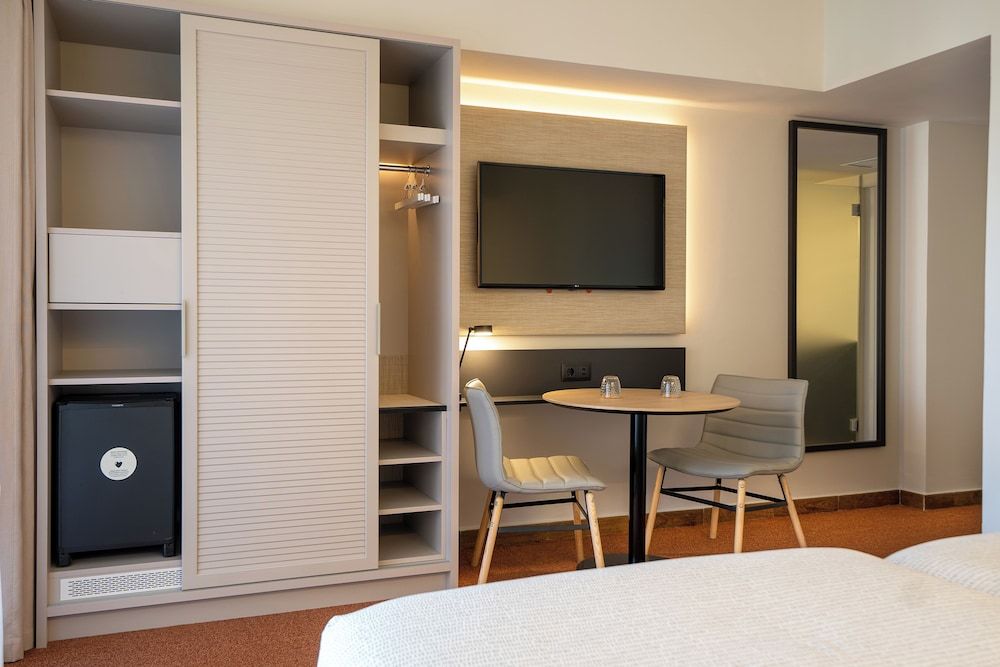 INNSiDE by Meliá Costablanca - Adults recommended The Innside Side Sea View Room 6