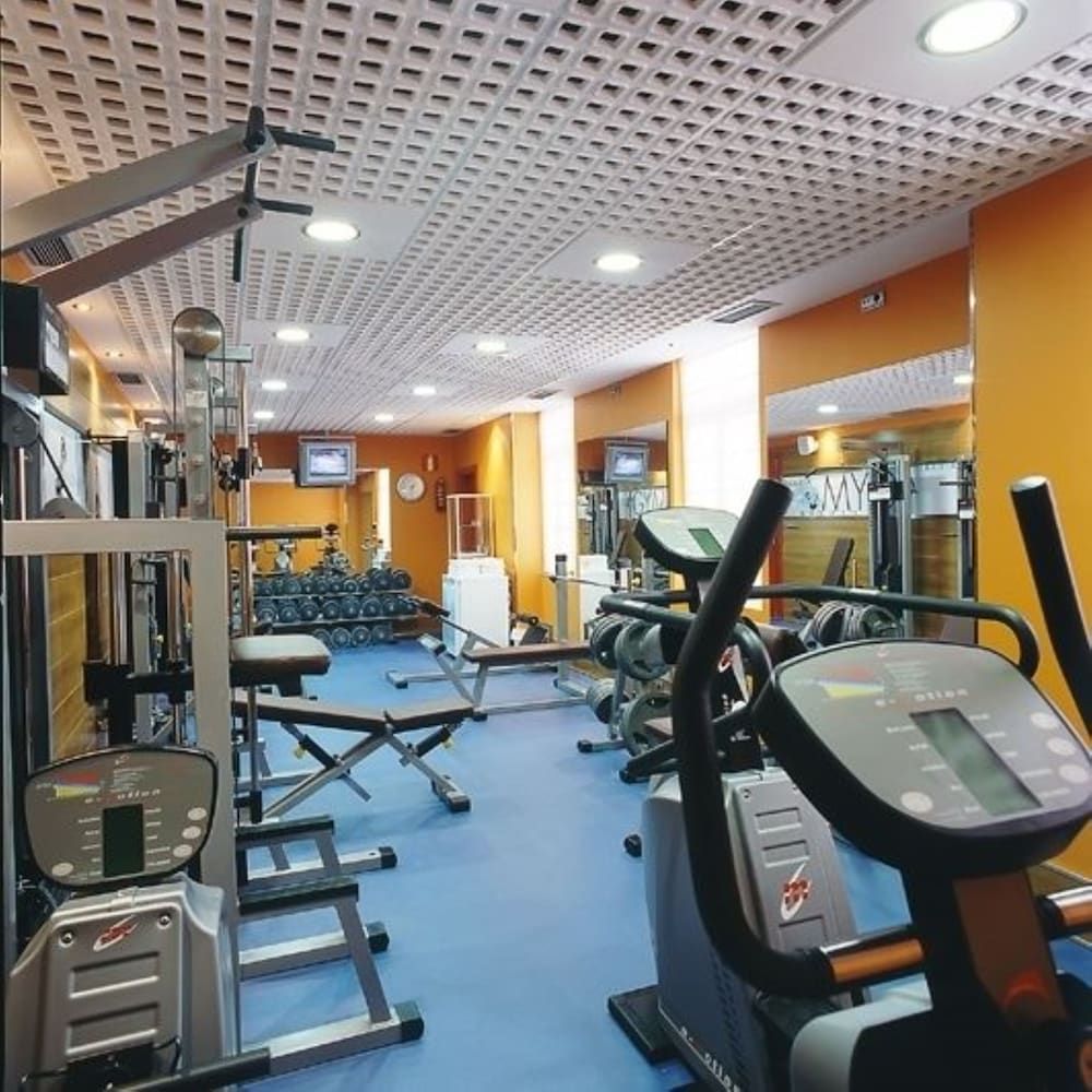 undefined Hotel Carlton 7