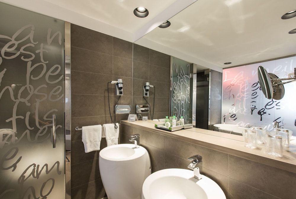 Hotel Carlton Superior Double Room Single Use, City View 14