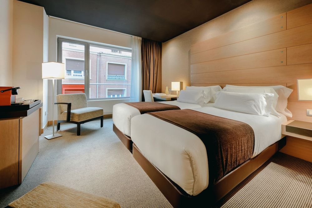 Hesperia Bilbao Standard Room