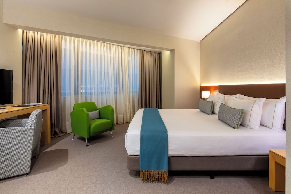 The Artist Grand Hotel of Art Smart Inner Views 3