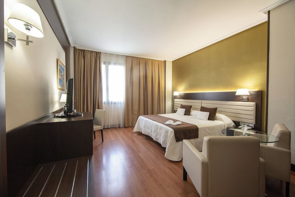 Hotel Monte Puertatierra Double Room Single Use 9