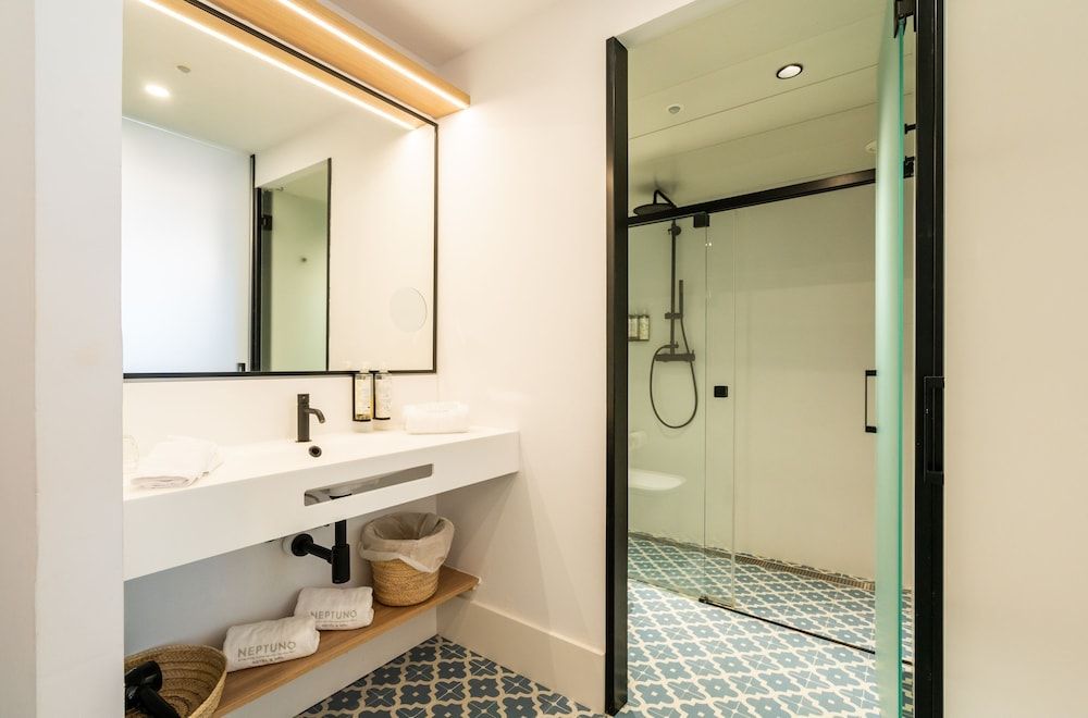 Junior Suite (2 adults + 2 children)