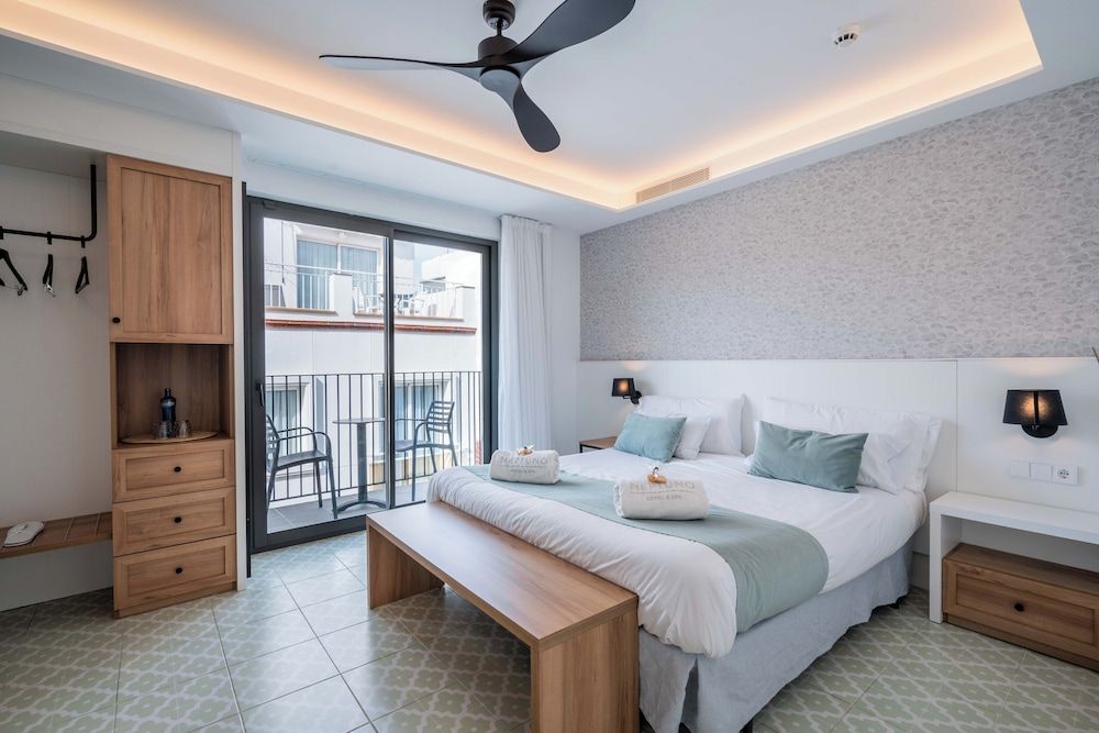 Premium Room, Balcony (Interior Jacuzzi)