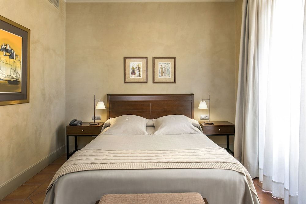 Bremon Boutique Hotel by Duquessa Hotels Collection Quadruple Room 2