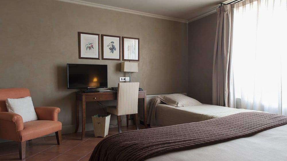 Bremon Boutique Hotel by Duquessa Hotels Collection Quadruple Room 4