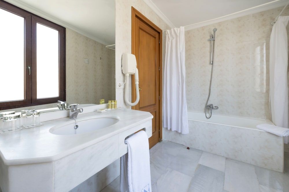 Eurostars Maimónides Hotel Standard Double or Twin Room 4